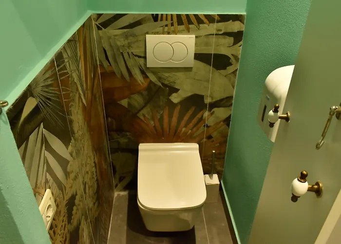 Trip'n'hostel Pink Bubble Tirana